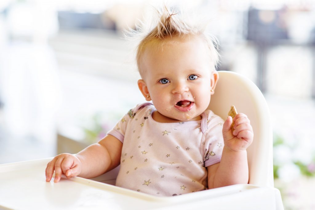 À quel âge démarrer les biscuits pour bébé ?