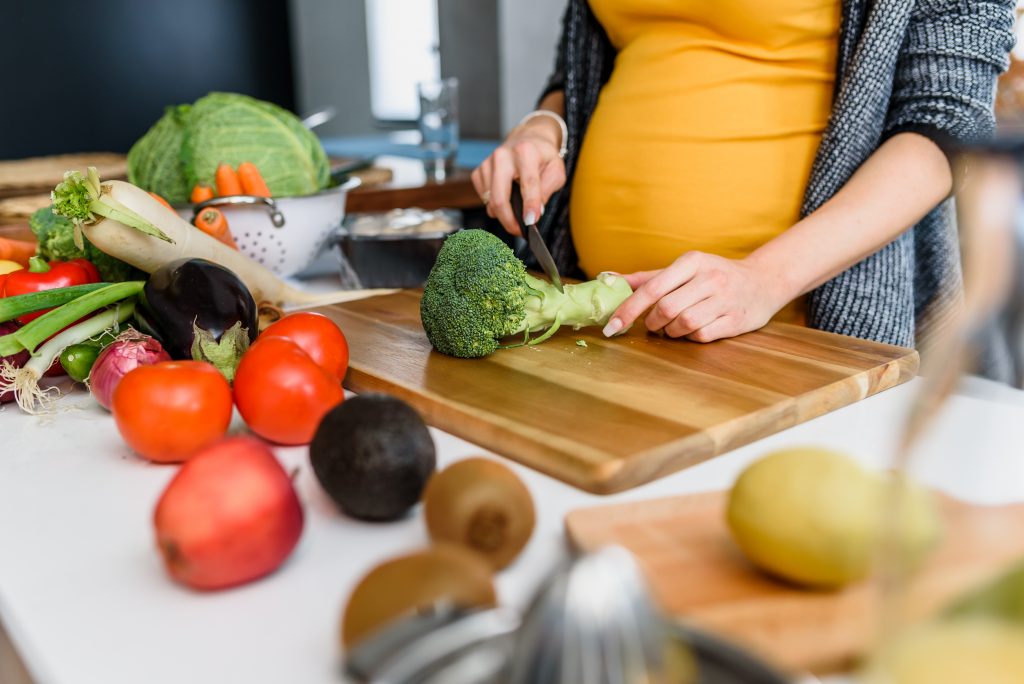 Il est important d’avoir une alimentation saine et équilibrée pendant la grossesse 